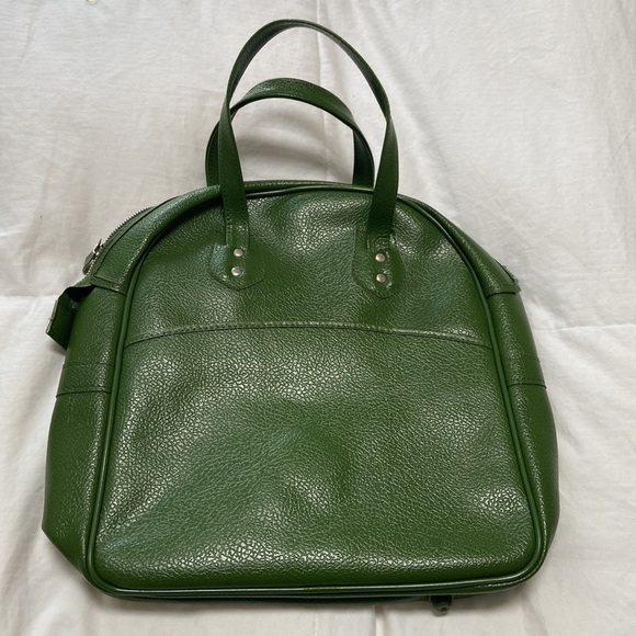 Awesome 1970’s Avocado Green Vintage carry on bag. NOS. Never used. - Picture 2 of 7